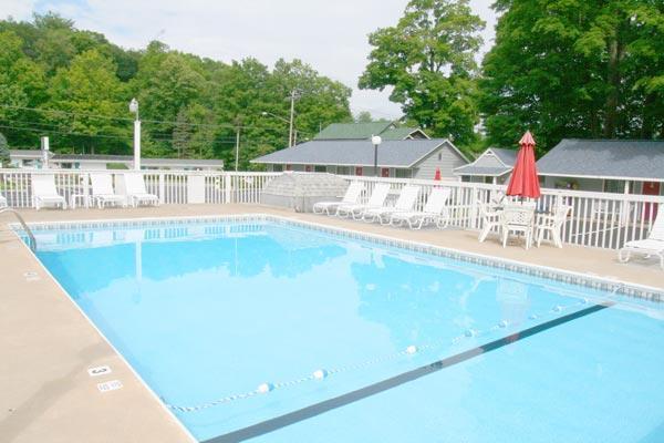 Barberry Court Motel &Cabins Lake George Exterior foto